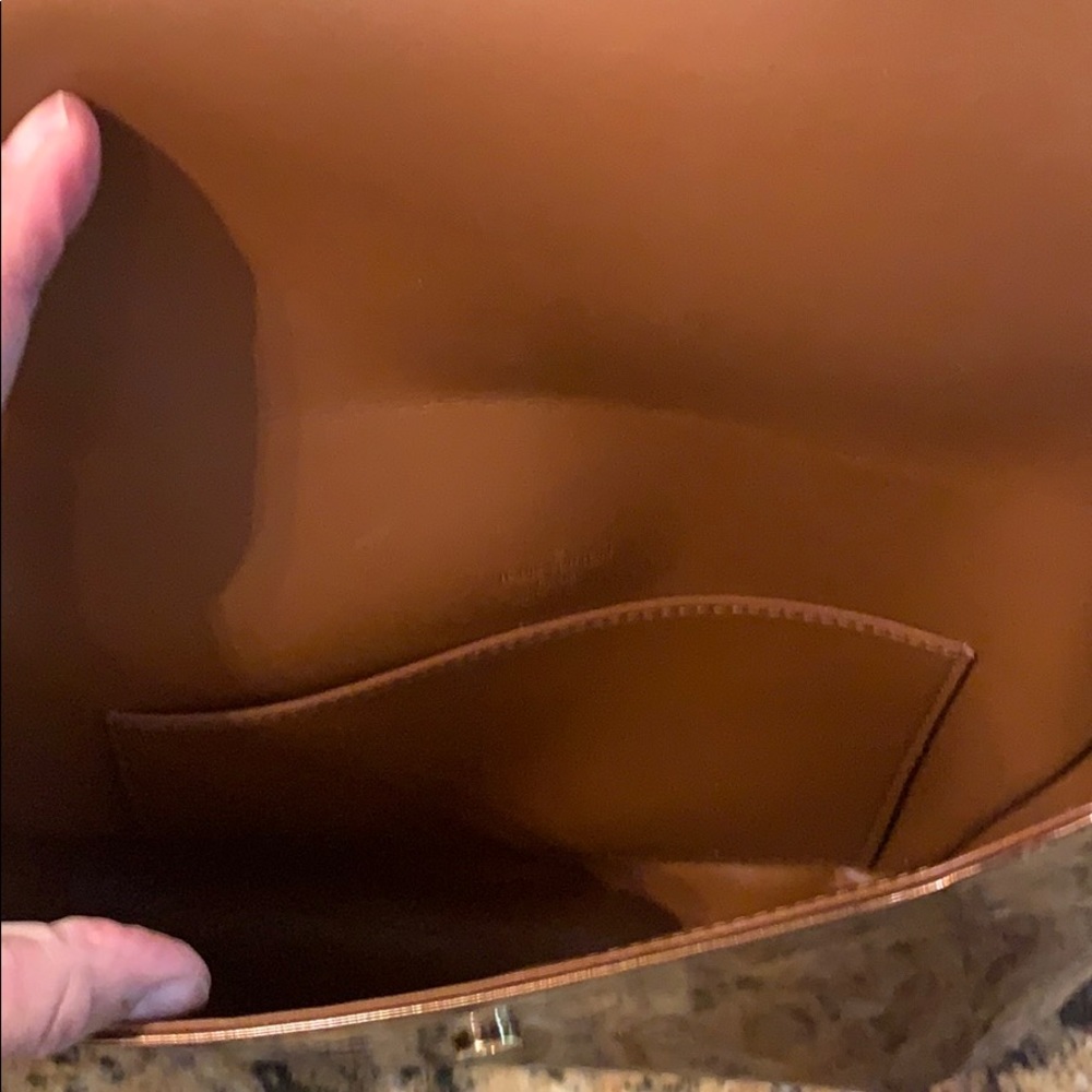 Handbag - Picture 3 of 4
